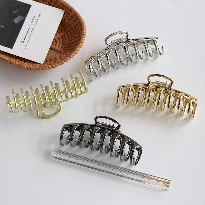1pc French retro European and  - огляд і ціна Hair Clip Claw Large